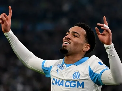 De Zerbi tin sao trẻ Arsenal sẽ vươn tầm thế giới