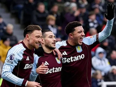 Hạ Newcastle, Villa phả hơi nóng vào Man City