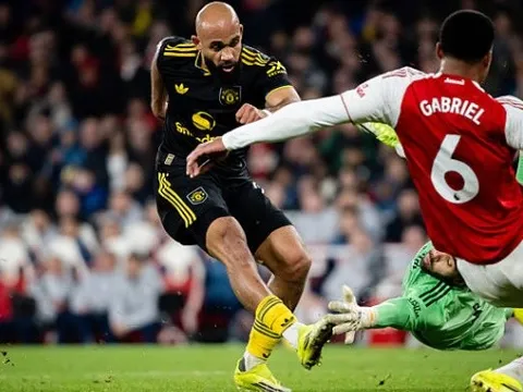 Mbeumo cân bằng kỳ tích 13 năm của Van Persie tại Man Utd