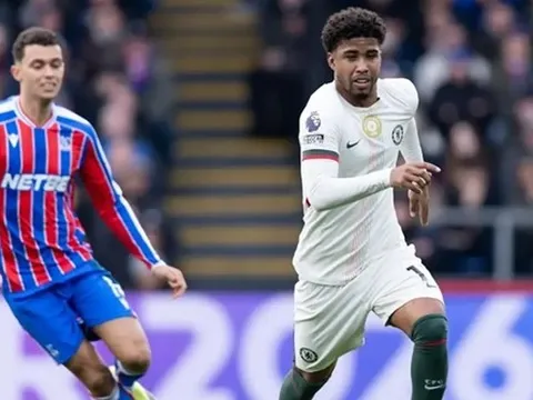 Rosenior thừa nhận may mắn khi sở hữu Andrey Santos