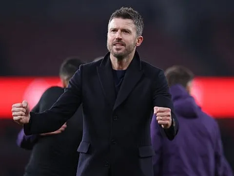 Man Utd lột xác nhờ dấu ấn của Michael Carrick