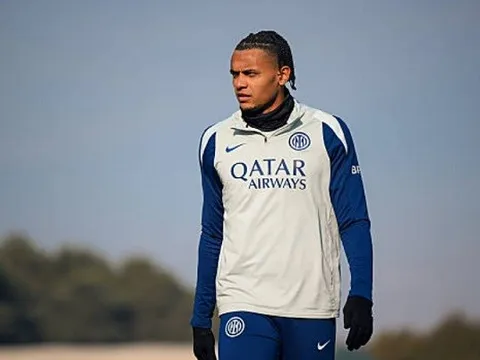 Liverpool được khuyên đón "món quà" của Pep