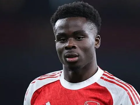 Saka kêu gọi Arsenal thể hiện bản lĩnh sau trận thua MU