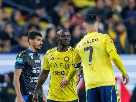 Cristiano Ronaldo kém duyên trong ngày Al Nassr thắng nhọc