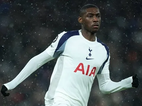 Juventus gặp rào cản kép vụ Kolo Muani