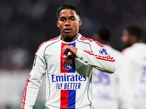 Endrick tỏa sáng khiến Real Madrid đau đầu vụ Lyon