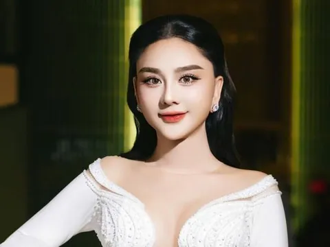 Lâm Khánh Chi từ chối hát đám cưới cát xê 2 tỷ