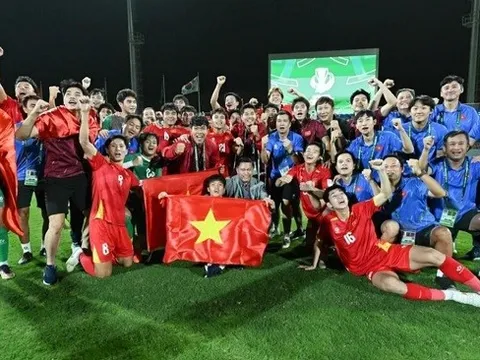 Thầy Kim và bệ phóng World Cup từ giải châu Á