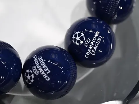 Kịch tính nhóm tranh vé playoff Champions League