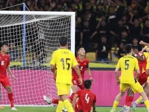 Quyết định của FIFA đẩy tuyển Việt Nam vào thế khó