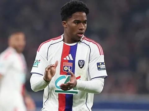 Endrick có phải lời giải cho cơn khát tiền đạo tại Chelsea?