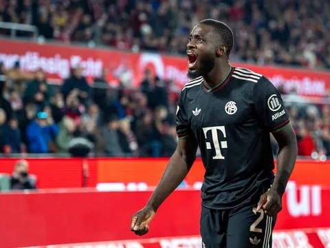 Upamecano khiến Bayern lo lắng khi chờ đợi động thái từ Liverpool