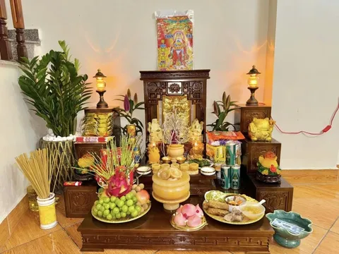 Đặt 1 thứ lên bàn thờ thần Tài, Tiền về ào ạt, phú quý nhân đôi