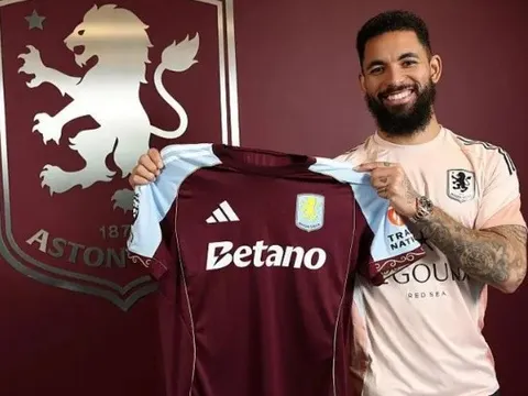 CHÍNH THỨC! Aston Villa đưa Douglas Luiz trở lại để cứu vãn tuyến giữa