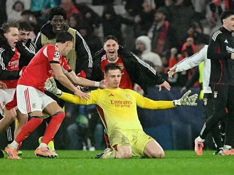Phút 98 điên rồ của Trubin giải cứu Benfica