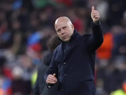 Vì sao Liverpool không có kế hoạch sa thải Arne Slot