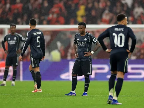 Giải mã nguồn cơn khủng hoảng tại Real Madrid