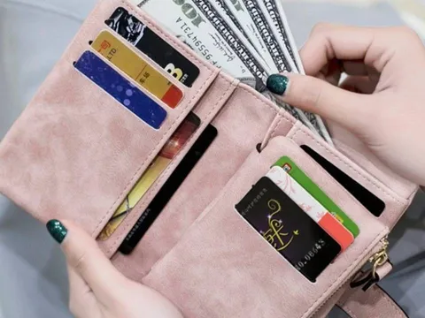 Trắc nghiệm: Chọn chiếc ví bạn thích nhất để biết vận tiền bạc sắp tới