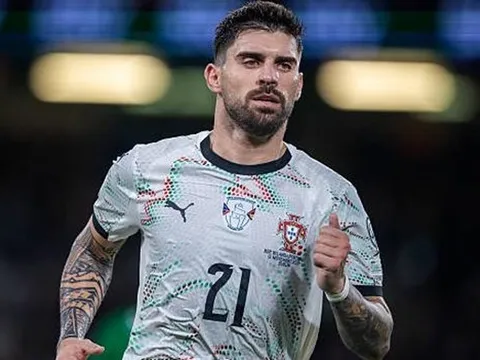 Romano tiết lộ sự thật vụ MU liên hệ Ruben Neves