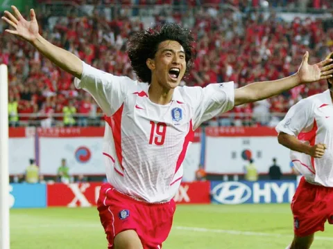 Góc khuất World Cup 2002 và cơn ác mộng của bóng đá Ý tại Daejeon