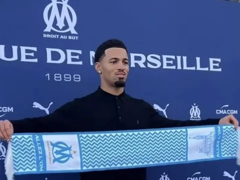 Arsenal bị chê mắc sai lầm lớn vụ Nwaneri