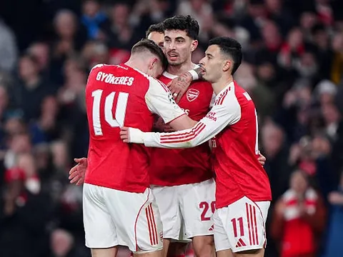 Cuộc chiến vương quyền ở C1: Arsenal và những kẻ thách thức