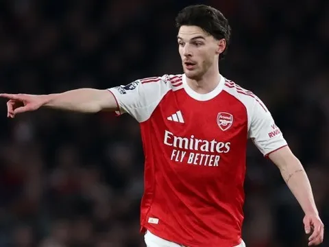 Rào cản để Declan Rice sánh ngang Gerrard và Lampard