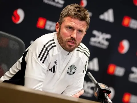 Carrick cảnh báo cầu thủ MU không được coi thường Fulham