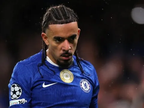 Chelsea giải bài toán Malo Gusto bằng sao trẻ Acheampong