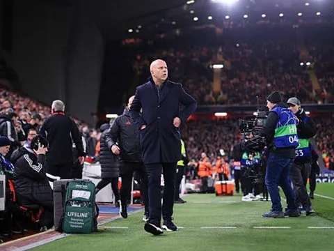 Mất Frimpong là đòn giáng mạnh vào Liverpool