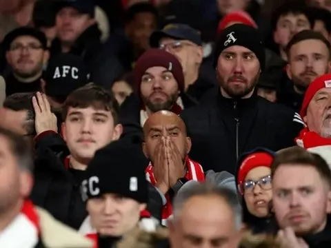 Arsenal cần thắng nỗi sợ trước khi vô địch