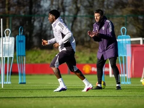 Carrick chỉ ra tố chất đặc biệt của Kobbie Mainoo