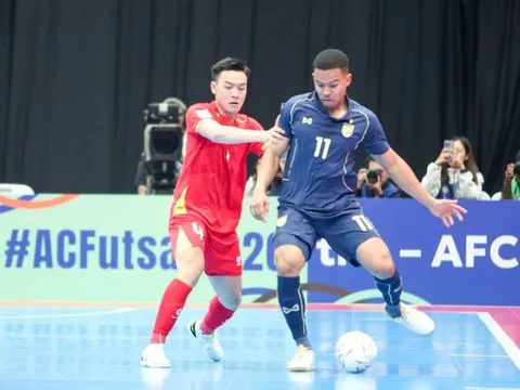Sút trúng cột dọc, futsal Việt Nam thua đau Thái Lan