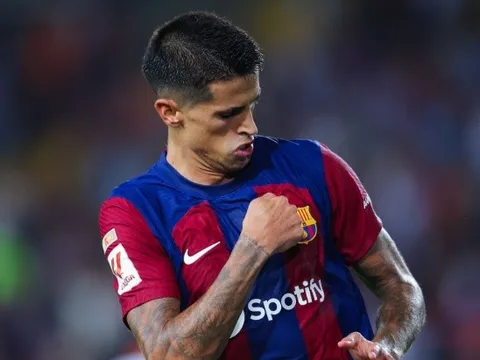 Cancelo và De Jong tái xuất trong ngày Barca vắng Pedri