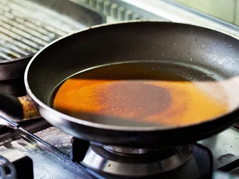 3 thứ này thường thấy trong nhà bếp, nhưng lại là "sát thủ" cho gan