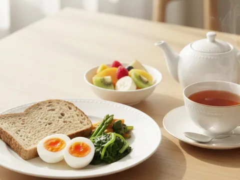 Người trên 60 tuổi thường bỏ qua điều này khi ăn sáng, và đó có thể là lý do sức khỏe đi xuống