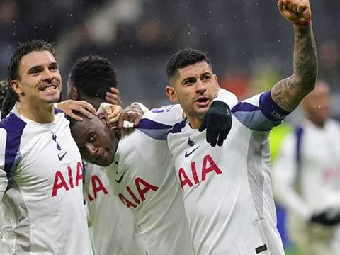 Tottenham và nghịch lý của lòng tin trước Man City