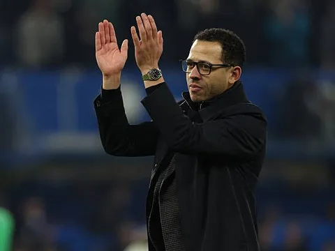 Tài đọc trận đấu của Rosenior là hiểm họa với Arsenal