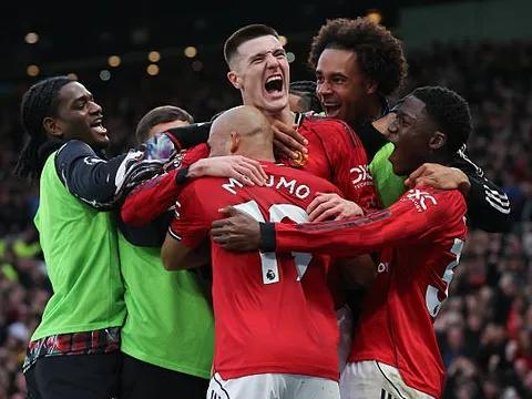 5 dấu ấn Man Utd 3-2 Fulham: Hiệu ứng Carrick; "Fergie Time" trở lại