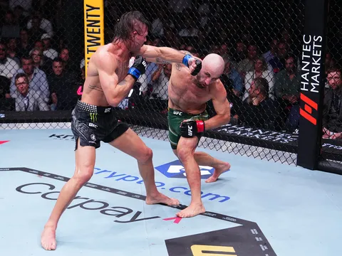 Alexander Volkanovski khẳng định ngôi vương: Chiến thắng bằng bản lĩnh và đẳng cấp trước Diego Lopes