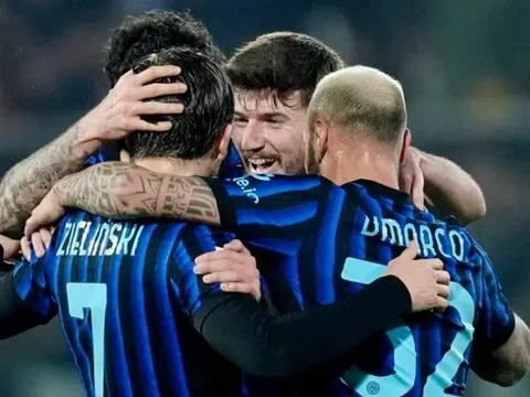 Hạ Cremonese, Inter bỏ xa Milan 8 điểm