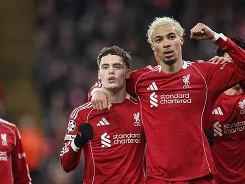 Bộ đôi Liverpool được kỳ vọng thay thế các huyền thoại