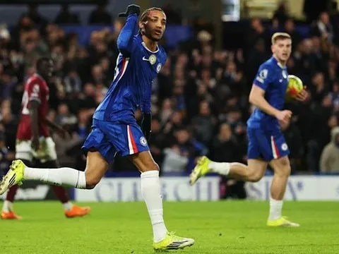 Vũ khí hạng nặng Joao Pedro thách thức Arsenal