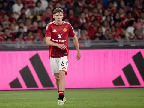 Carrick chọn Moorhouse làm phương án dự phòng cho MU