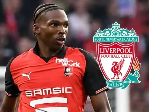 Dugarry mỉa mai Liverpool dại dột khi chi 60 triệu mua Jacquet