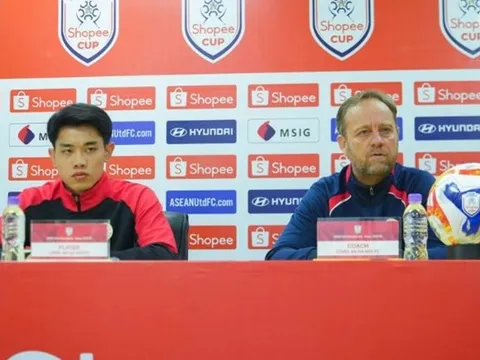 HLV Polking khẳng định CAHN đá hết mình vì người hâm mộ