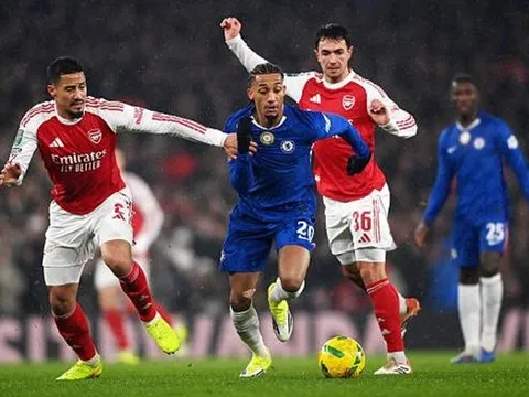 Wembley vẫy gọi và cơ hội giải cơn khát của Arsenal