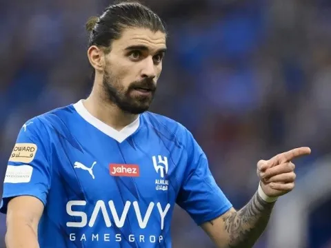 CHÍNH THỨC: Ruben Neves cam kết tương lai với Al-Hilal đến năm 2029