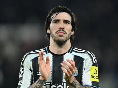 Eddie Howe khẳng định Tonali hạnh phúc tại Newcastle