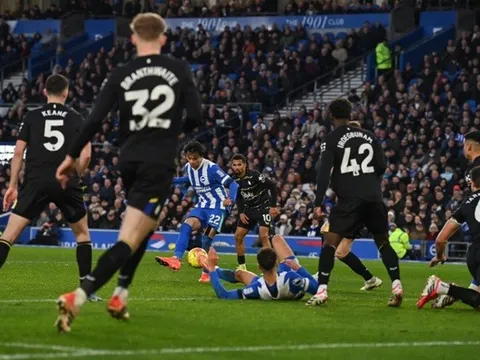 Chủ tịch J. League muốn đổi lịch thi đấu để cạnh tranh Ngoại hạng Anh